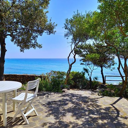 Villa Papiyon - Accesso Privato Alla Spiaggia Cala Liberotto Bagian luar foto