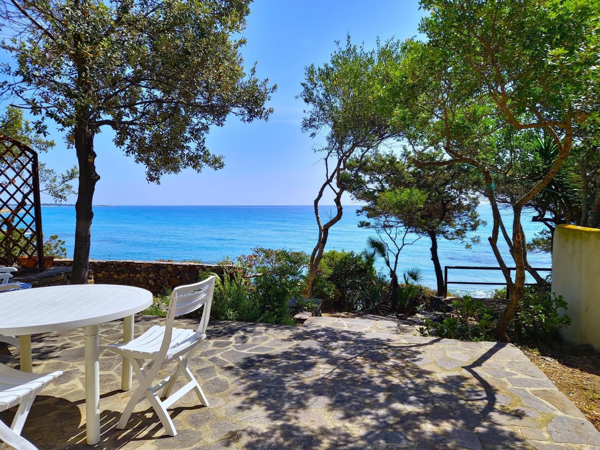 Villa Papiyon - Accesso Privato Alla Spiaggia Cala Liberotto Bagian luar foto
