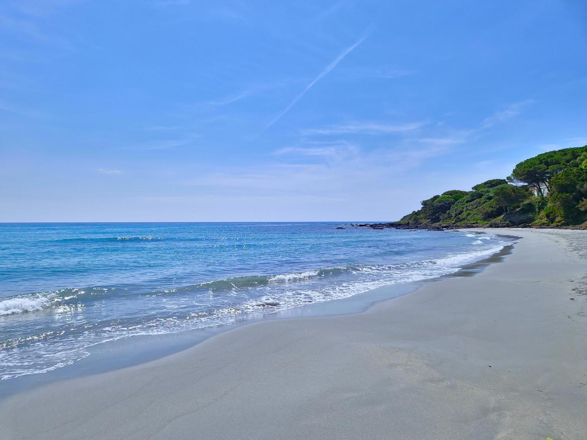 Villa Papiyon - Accesso Privato Alla Spiaggia Cala Liberotto Bagian luar foto