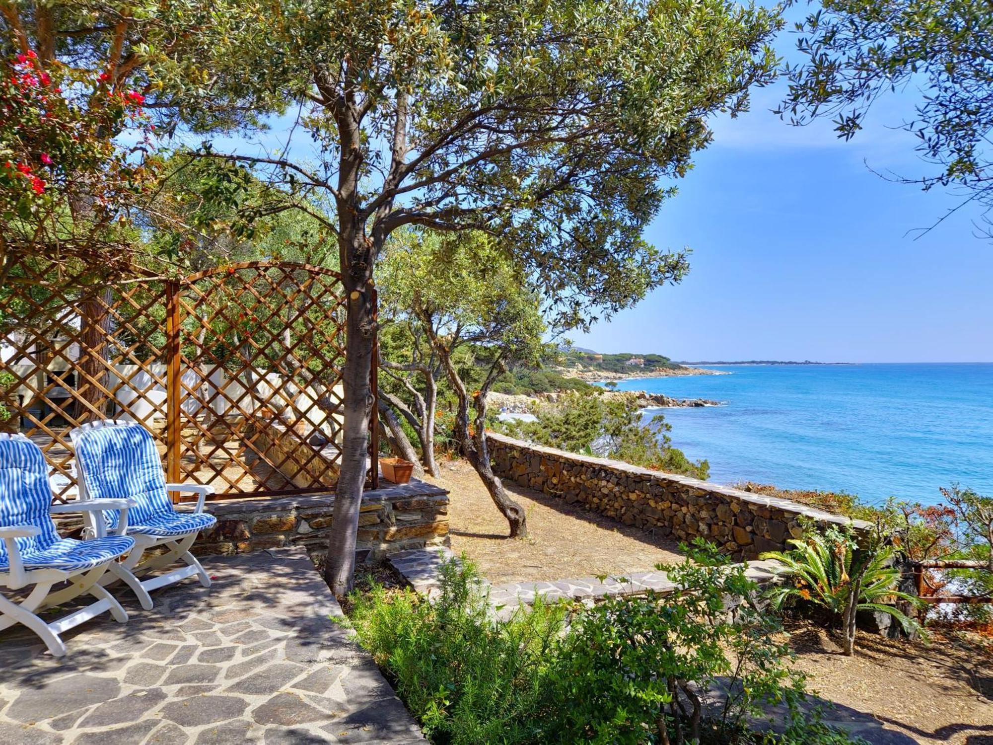 Villa Papiyon - Accesso Privato Alla Spiaggia Cala Liberotto Bagian luar foto