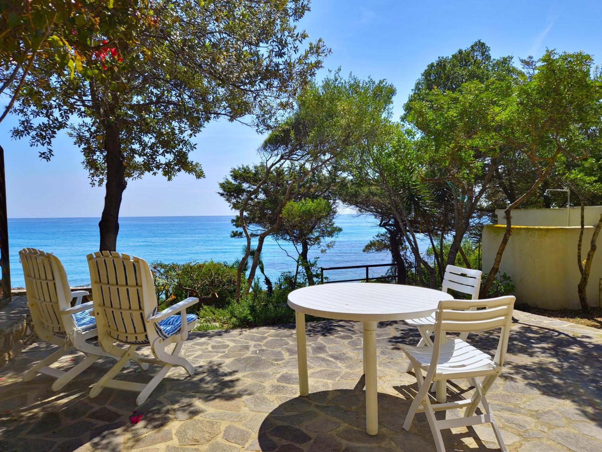 Villa Papiyon - Accesso Privato Alla Spiaggia Cala Liberotto Bagian luar foto