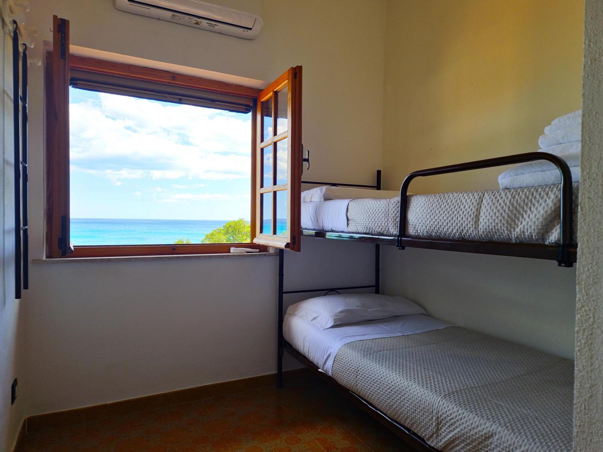 Villa Papiyon - Accesso Privato Alla Spiaggia Cala Liberotto Bagian luar foto
