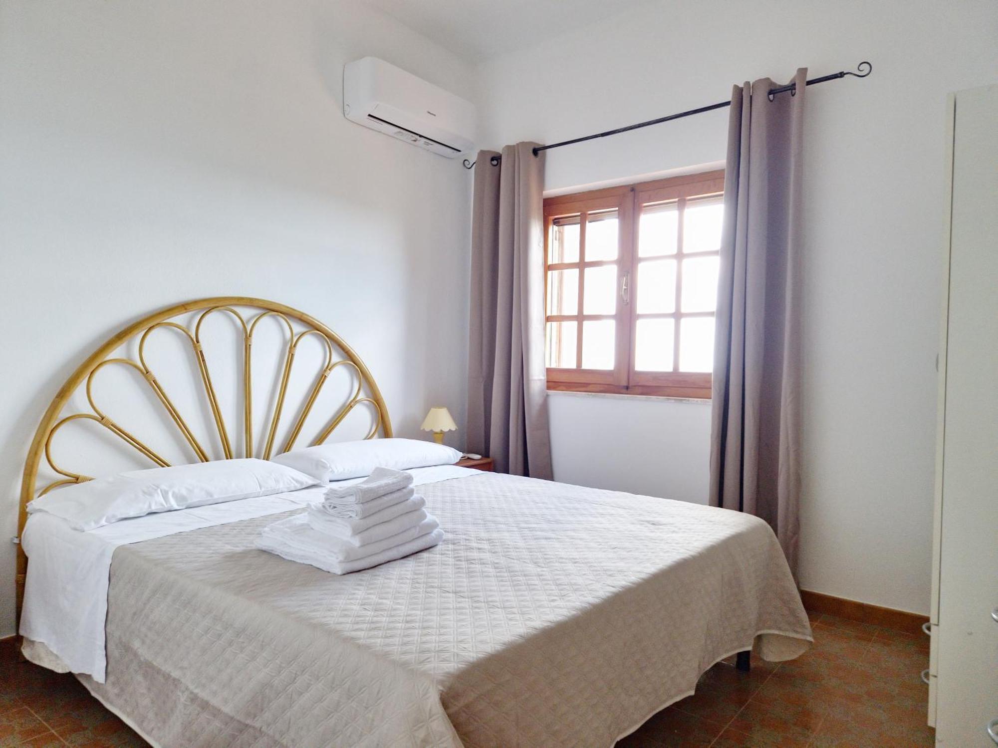 Villa Papiyon - Accesso Privato Alla Spiaggia Cala Liberotto Bagian luar foto