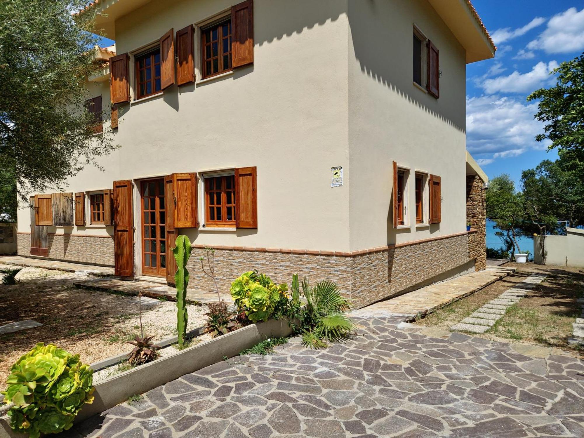 Villa Papiyon - Accesso Privato Alla Spiaggia Cala Liberotto Bagian luar foto