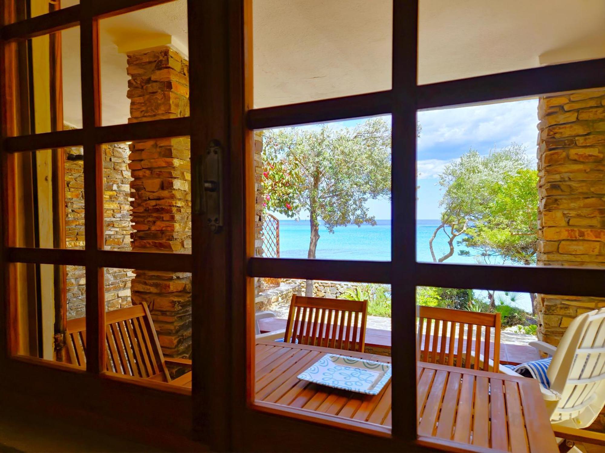 Villa Papiyon - Accesso Privato Alla Spiaggia Cala Liberotto Bagian luar foto