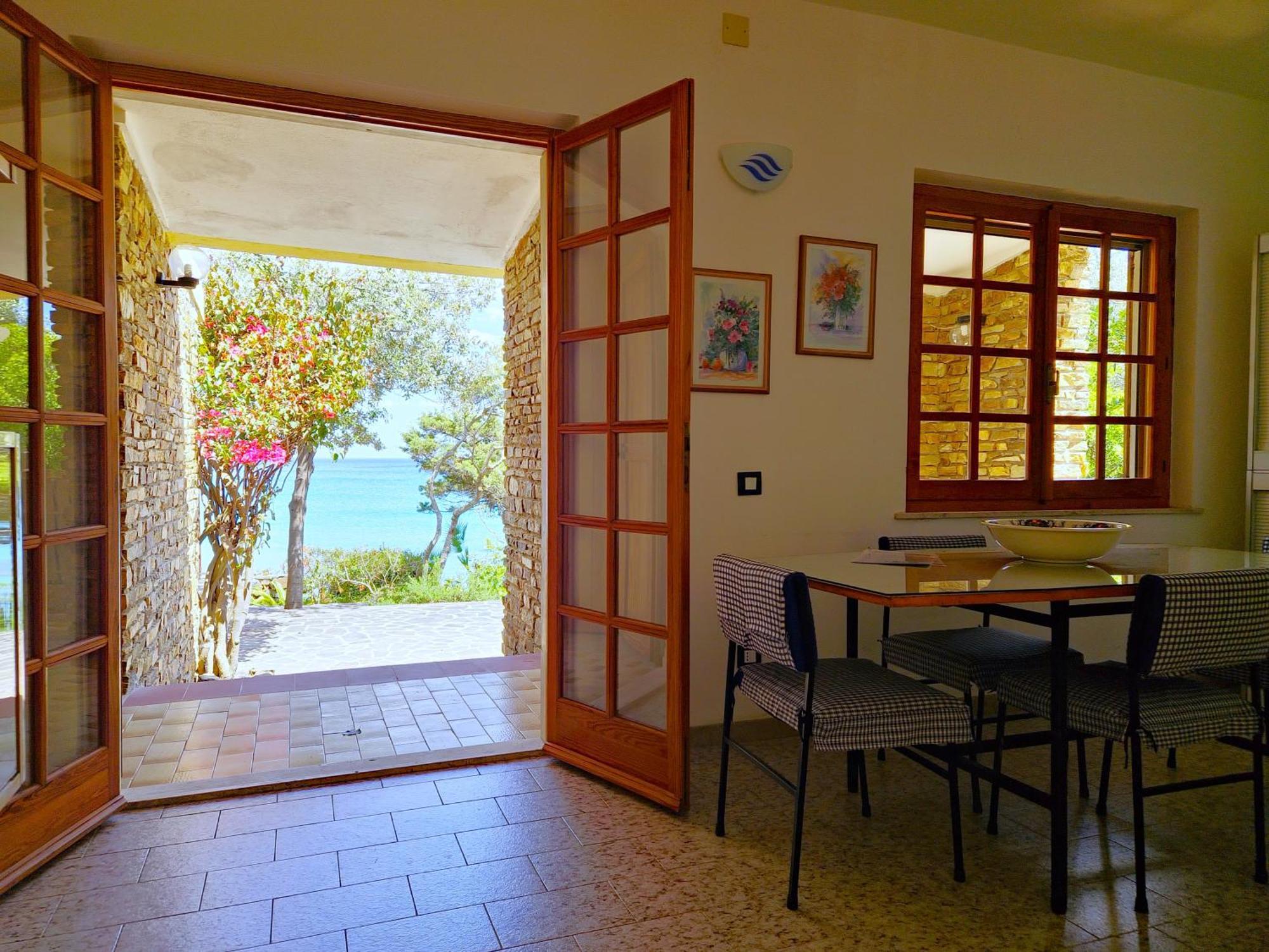 Villa Papiyon - Accesso Privato Alla Spiaggia Cala Liberotto Bagian luar foto